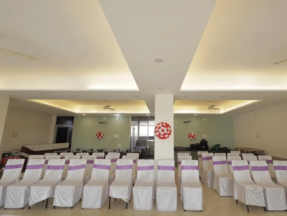 best-veg-restaurant-nh52-laxmangarh, Banquet hall at Mangalam hotel and Restaurant for meeting, wedding and engagement